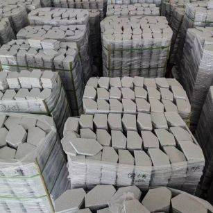 南充芝麻白石材冰裂纹，碎拼。