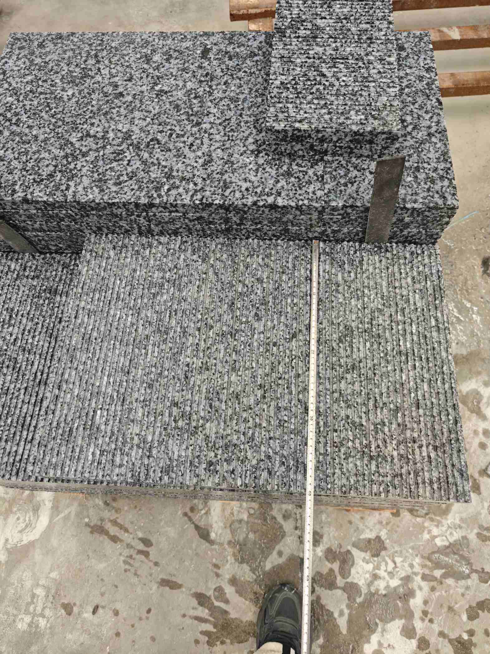 南充芝麻黑拉丝面