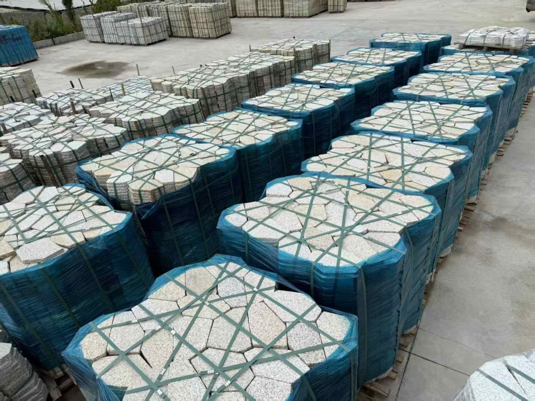 南充黄金麻冰裂纹 碎拼