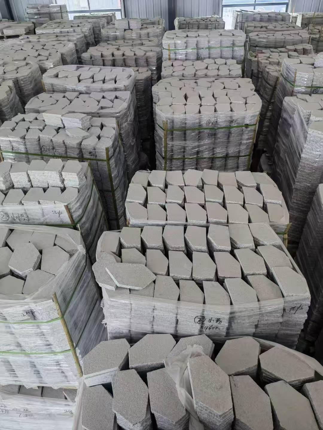 南充芝麻白石材冰裂纹，碎拼。