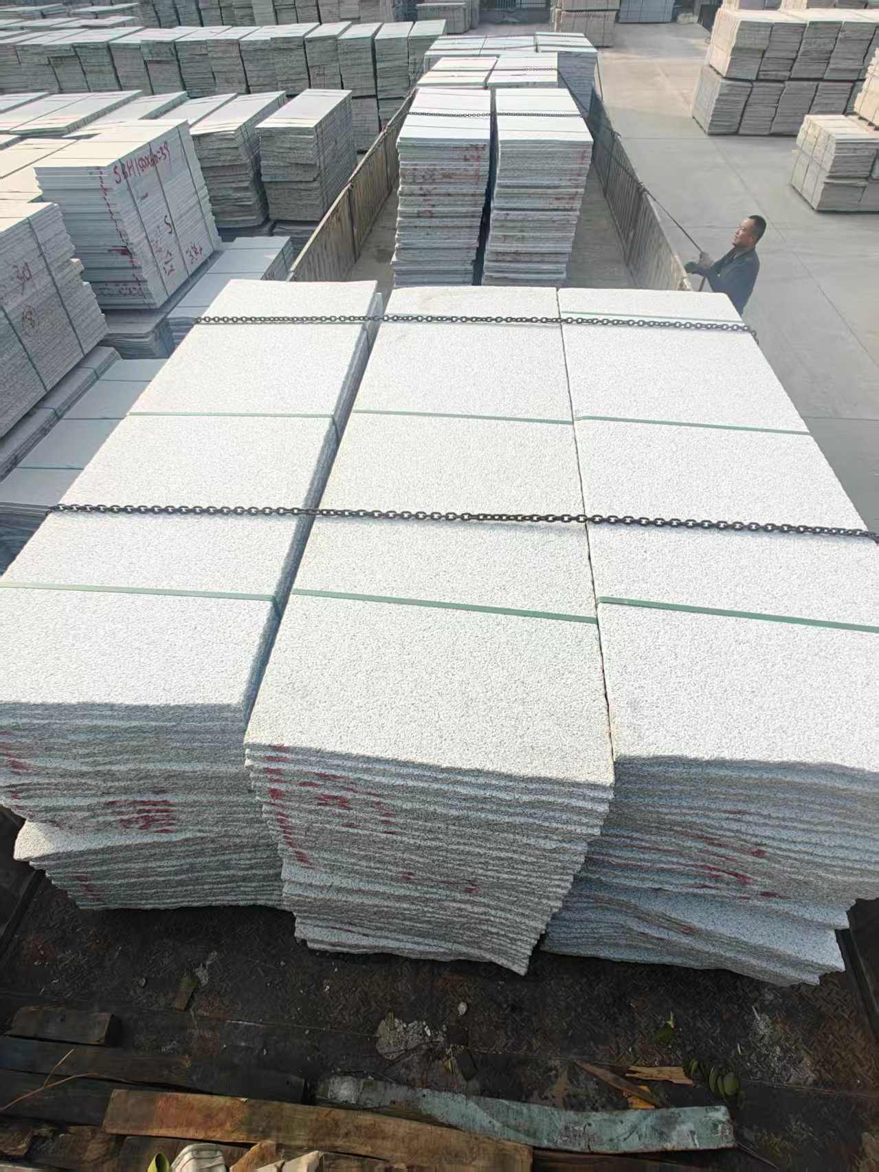 南充芝麻白毛板，石材毛板