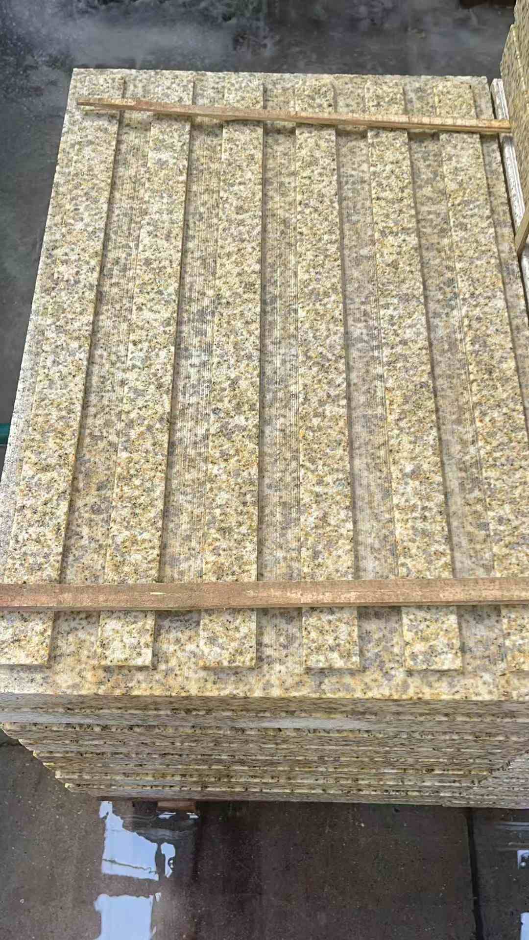 南充黄金麻盲道 石材盲道