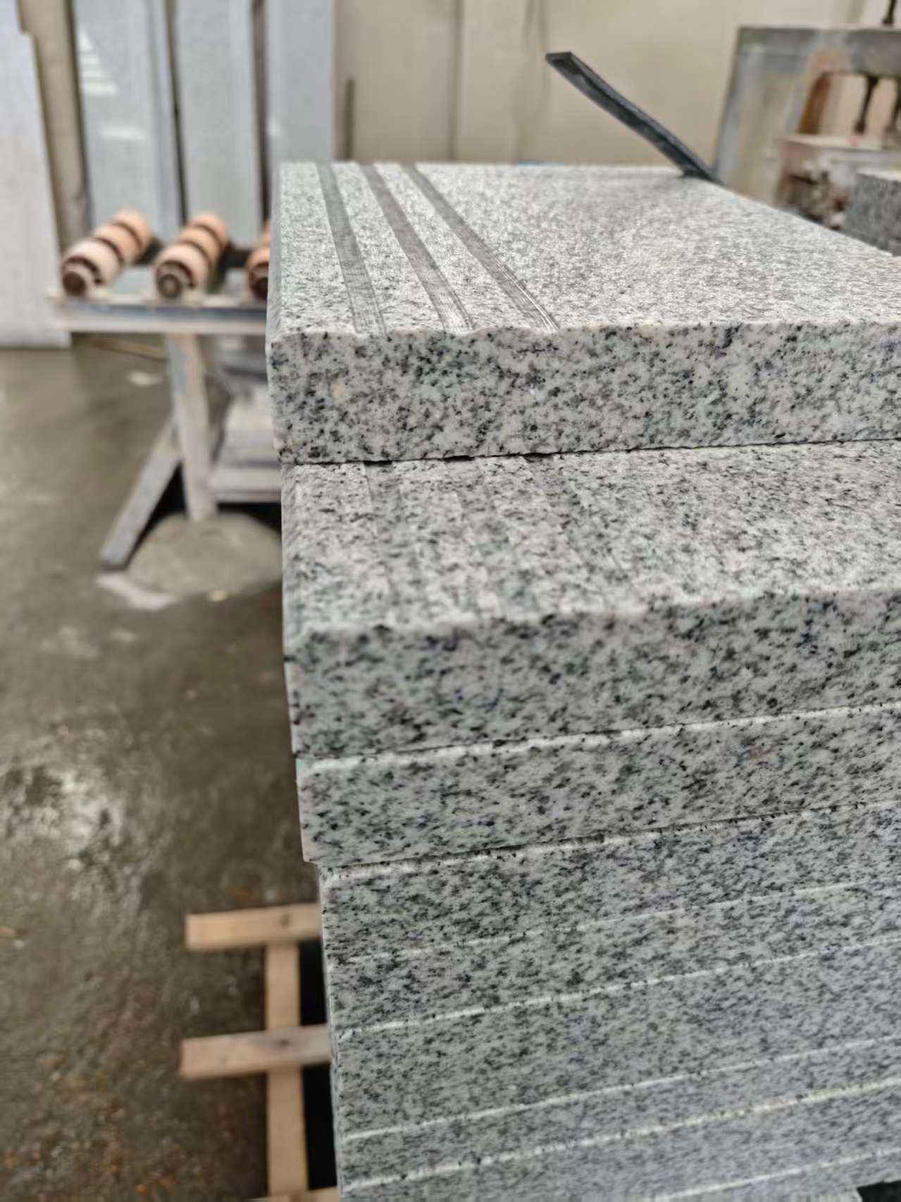 南充芝麻白楼梯踏步